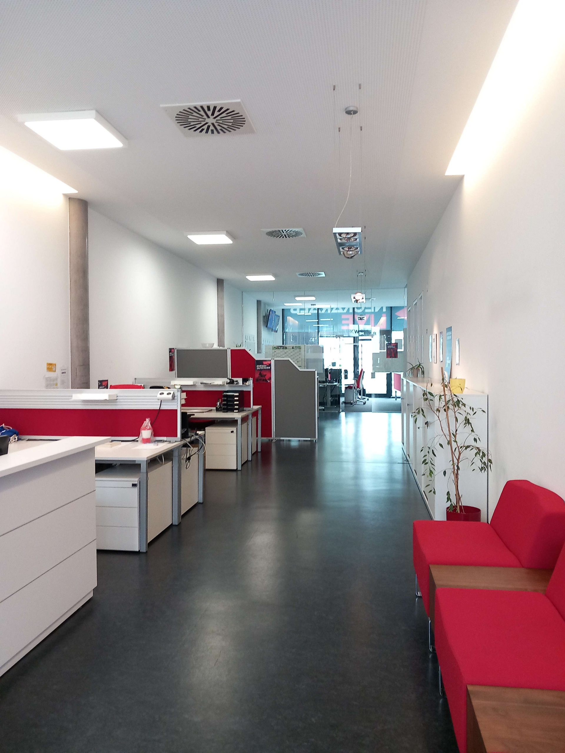 *Erdgeschossfläche in der Oberen Wässere*, 72764 Reutlingen, Bürohaus