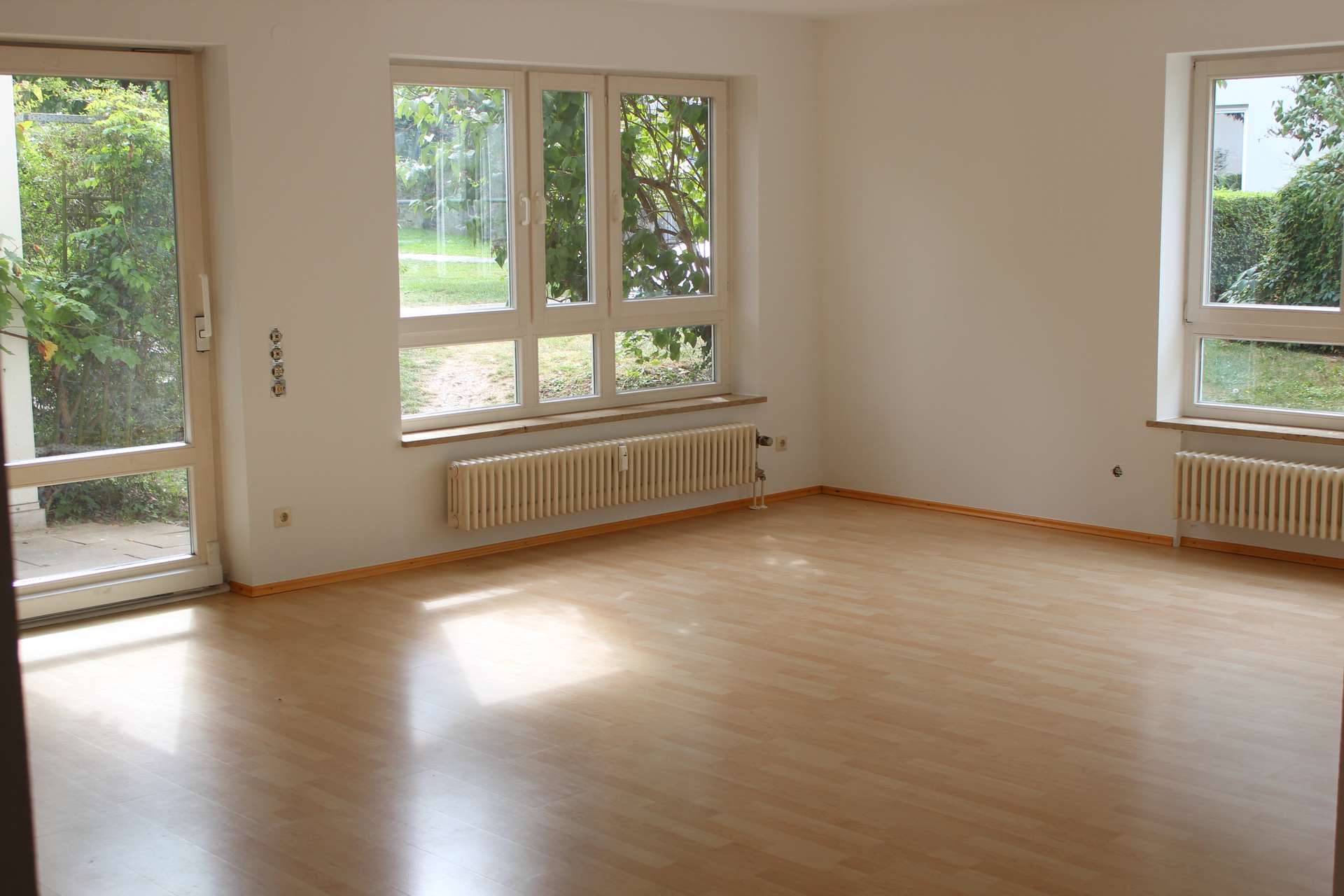 Helle 4 Zimmer Erdgeschosswohnung, 72762 Reutlingen, Erdgeschosswohnung