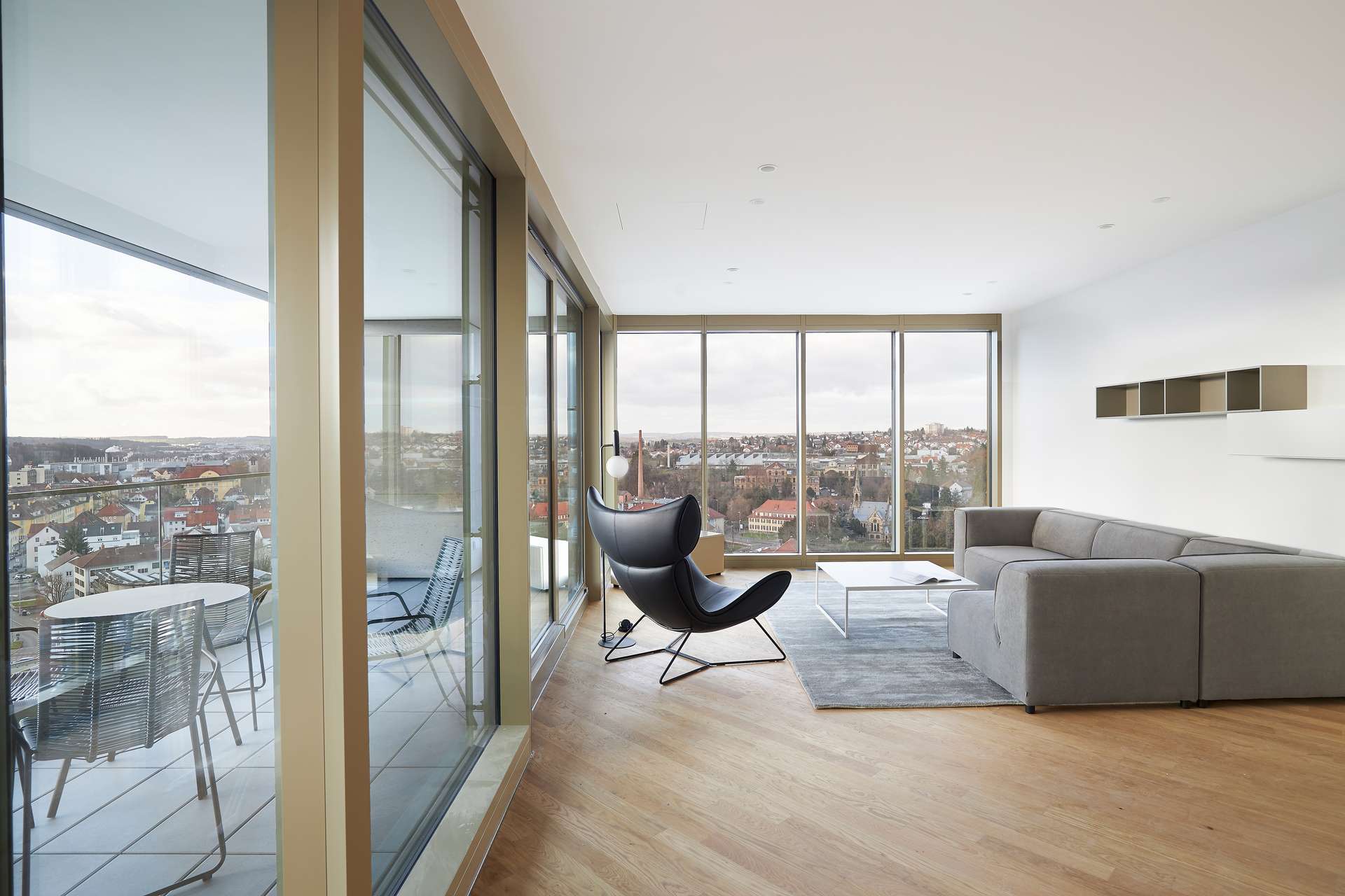 Einzigartige Aussicht- 3,5-Zi. Wohnung im Stuttgarter Tor, 72762 Reutlingen, Etagenwohnung